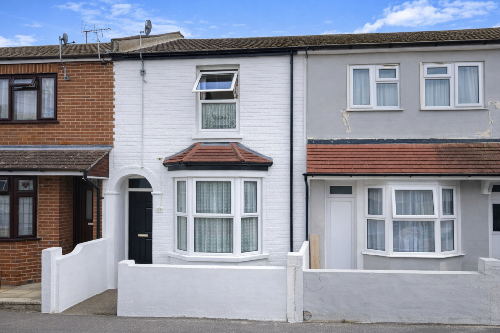 3 bed Detached for rent in Southampton. From Morris Dibben - Southampton