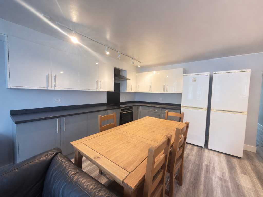 5 bed Detached for rent in Southampton. From Morris Dibben - Southampton 5 bed Detached for rent in Southampton. From Morris Dibben - Southampton