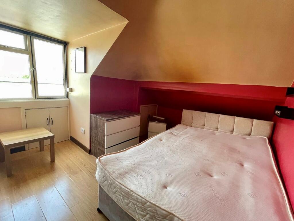1 bed 1st Floor Flat for rent in Southampton. From Morris Dibben - Southampton