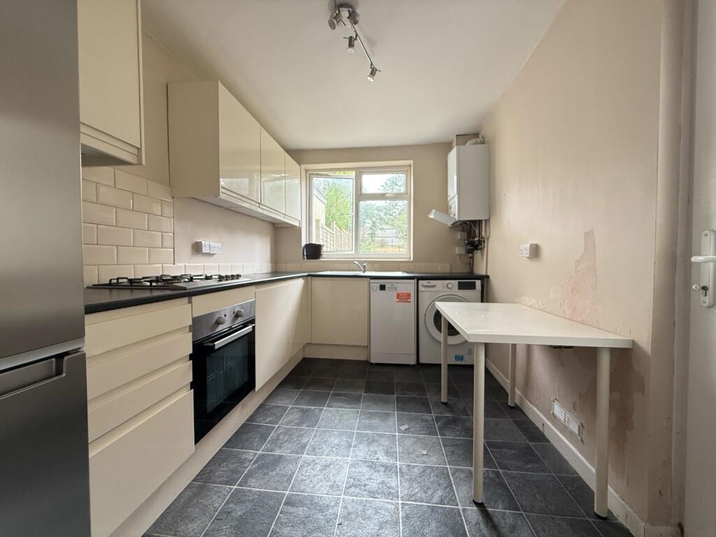 3 bed Mid Terraced House for rent in Southampton. From Morris Dibben - Southampton 3 bed Mid Terraced House for rent in Southampton. From Morris Dibben - Southampton