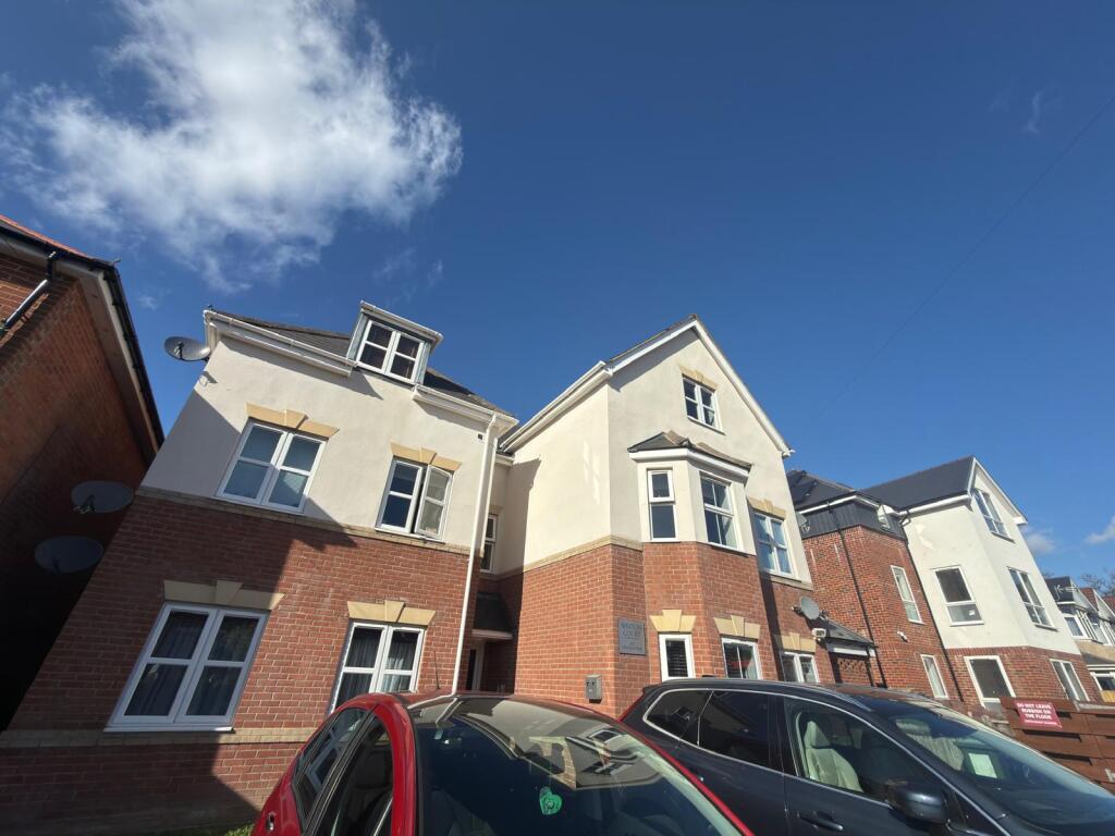 2 bed 1st Floor Flat for rent in Southampton. From Morris Dibben - Southampton