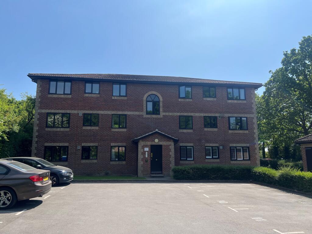 1 bed Apartment for rent in Old Netley. From Morris Dibben - Woolston