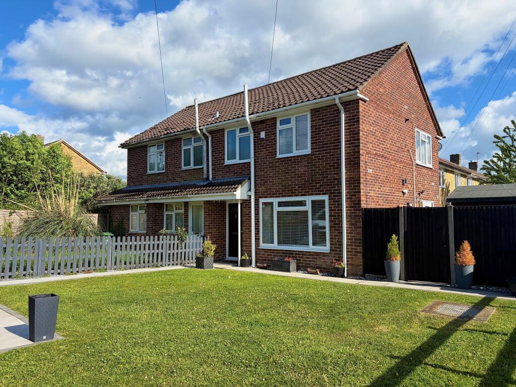 2 bed Semi Detached for rent in Old Netley. From Morris Dibben - Woolston