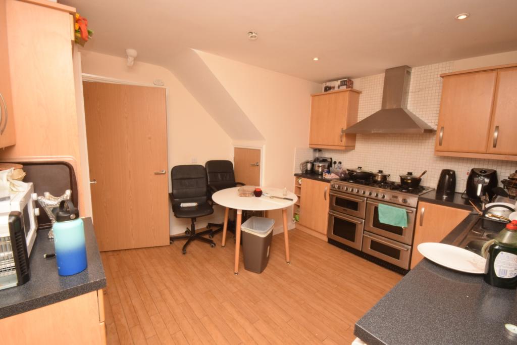 5 bed Detached for rent in Hatfield. From Moving Places - Hatfield