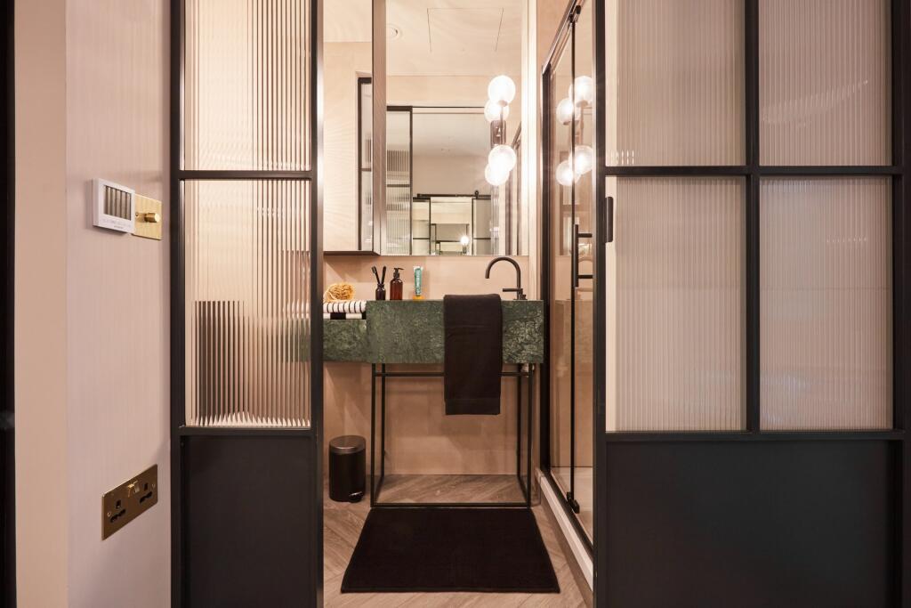 0 bed Studio for rent in . From Moving Places - Hatfield