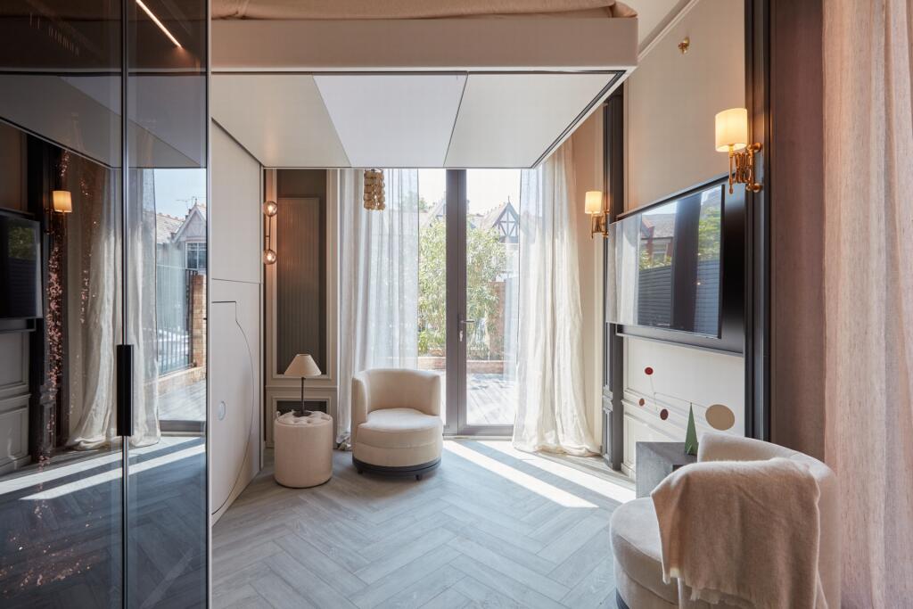 0 bed Studio for rent in . From Moving Places - Hatfield