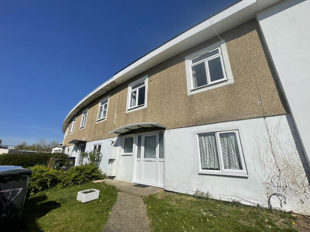 4 bed Detached for rent in Hatfield. From Moving Places - Hatfield