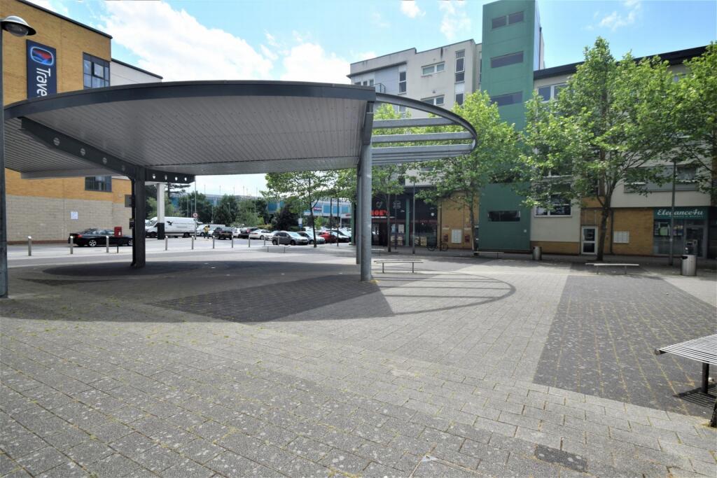 1 bed 1st Floor Flat for rent in Hatfield. From Moving Places - Hatfield