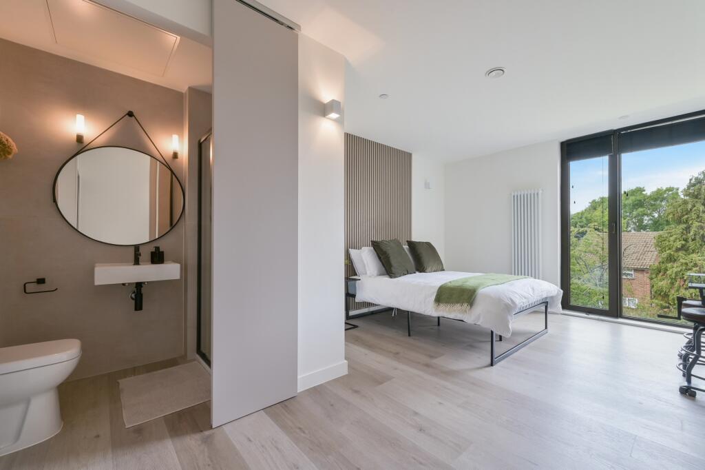 4 bed Studio for rent in . From Moving Places - Hatfield 4 bed Studio for rent in . From Moving Places - Hatfield
