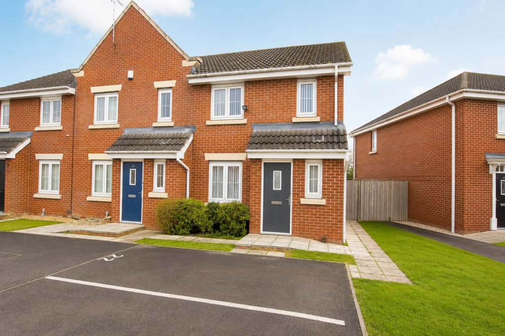 3 bed End of Terrace for rent in Widnes. From Myler Estates - Widnes