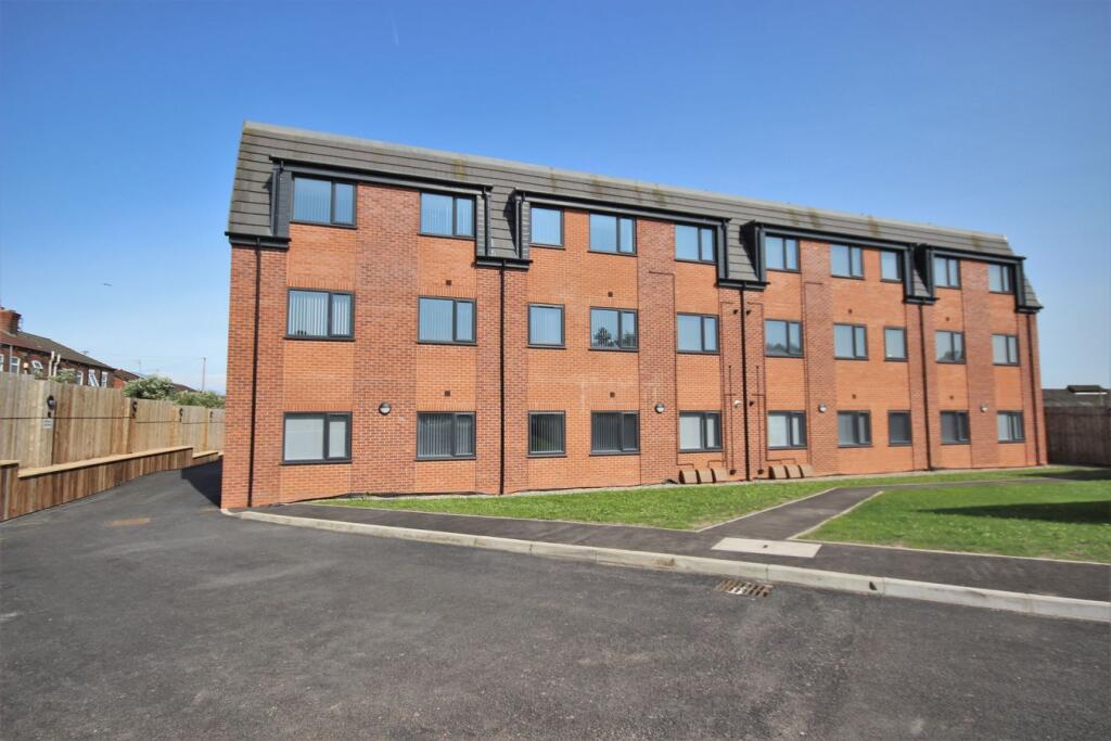 2 bed Apartment for rent in Widnes. From Myler Estates - Widnes