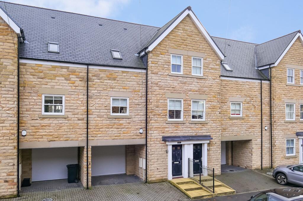 3 bed Mid Terraced House for rent in Harrogate. From Myrings Estate Agents - Harrogate 3 bed Mid Terraced House for rent in Harrogate. From Myrings Estate Agents - Harrogate