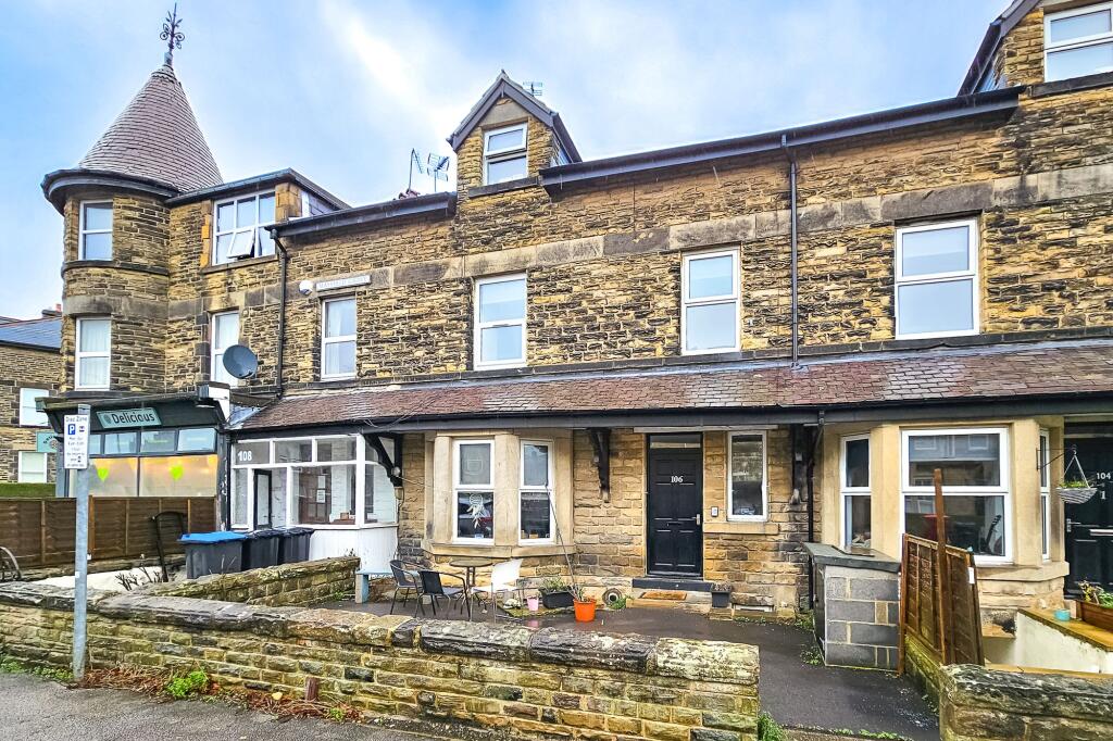 2 bed 1st Floor Flat for rent in Harrogate. From Myrings Estate Agents - Harrogate