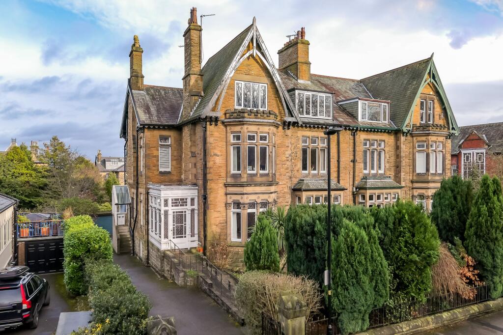 3 bed 1st Floor Flat for rent in Harrogate. From Myrings Estate Agents - Harrogate