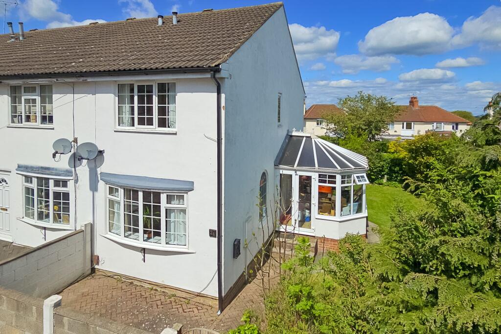 2 bed End of Terrace for rent in Old Bilton. From Myrings Estate Agents - Harrogate