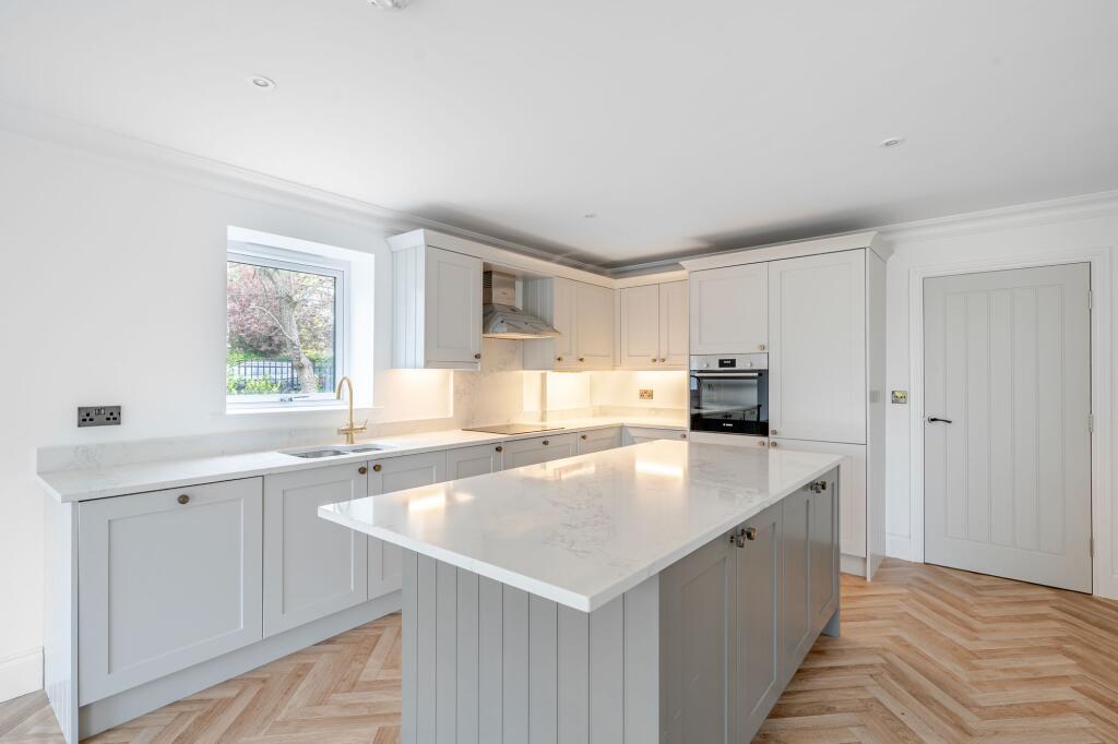 2 bed 1st Floor Flat for rent in Harrogate. From Myrings Estate Agents - Harrogate