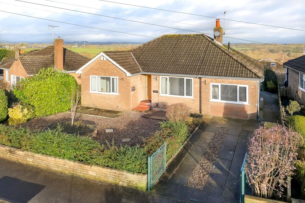 4 bed Detached bungalow for rent in Harrogate. From Myrings Estate Agents - Harrogate