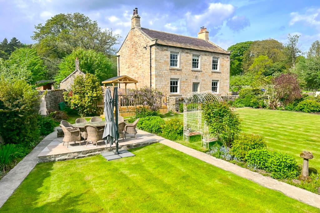 4 bed Detached for rent in Birstwith. From Myrings Estate Agents - Harrogate 4 bed Detached for rent in Birstwith. From Myrings Estate Agents - Harrogate