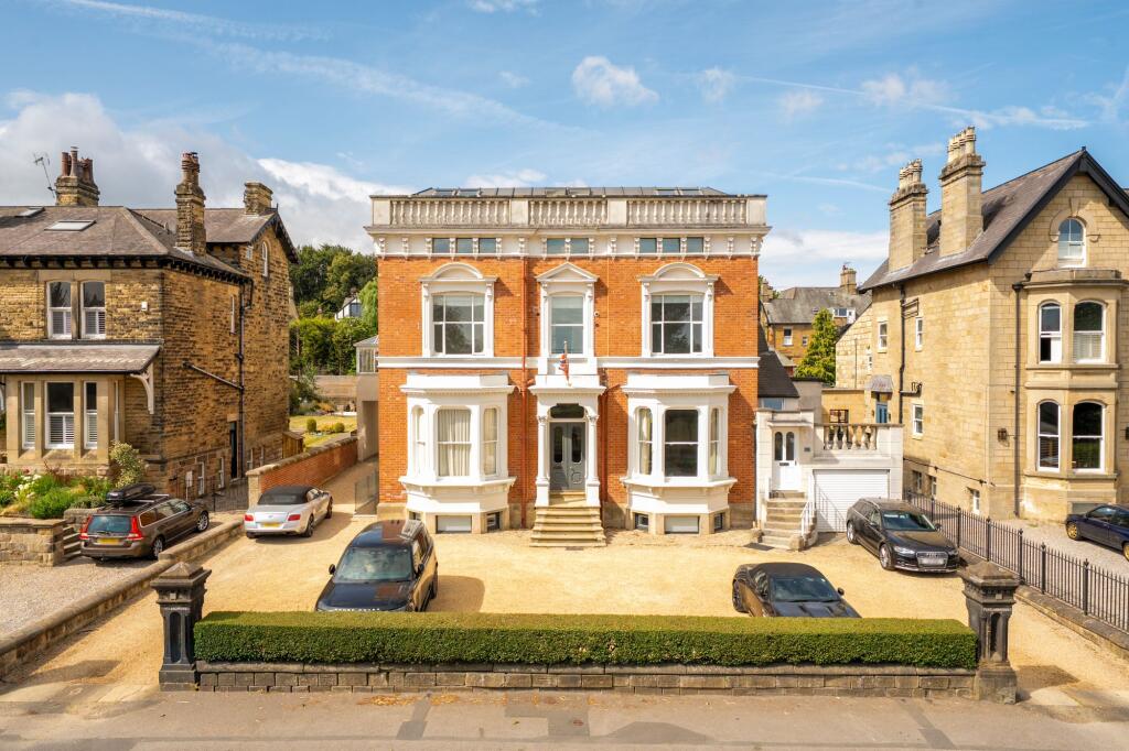 3 bed 1st Floor Flat for rent in Harrogate. From Myrings Estate Agents - Harrogate 3 bed 1st Floor Flat for rent in Harrogate. From Myrings Estate Agents - Harrogate