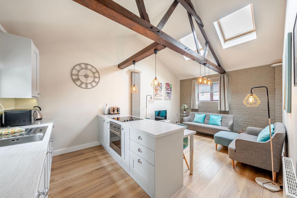 2 bed Detached for rent in Harrogate. From Myrings Estate Agents - Harrogate