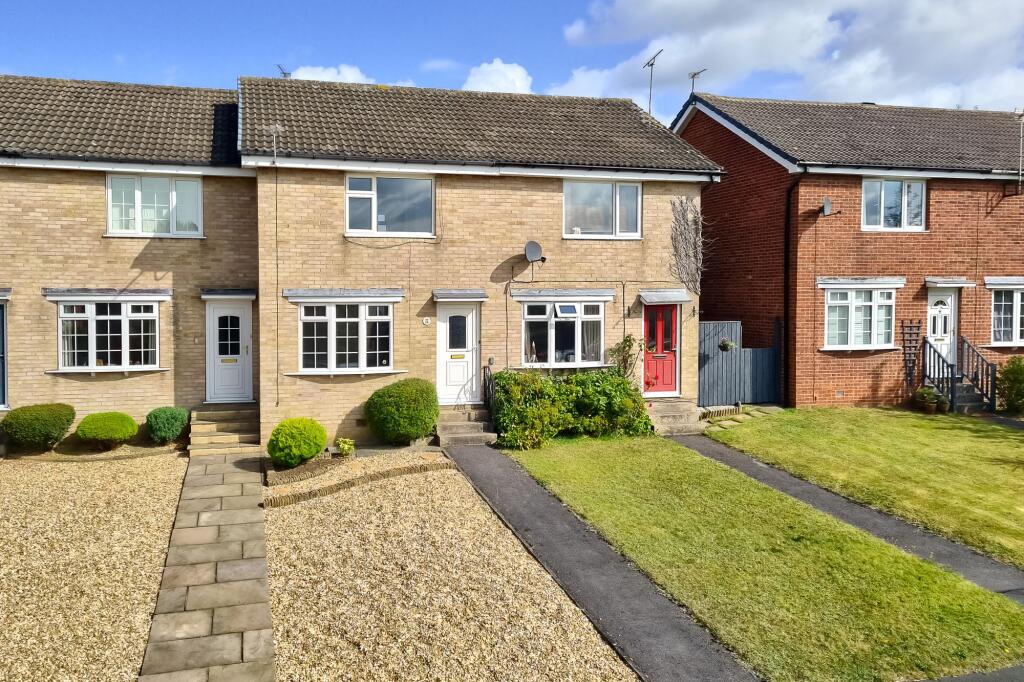 2 bed Mid Terraced House for rent in Harrogate. From Myrings Estate Agents - Harrogate