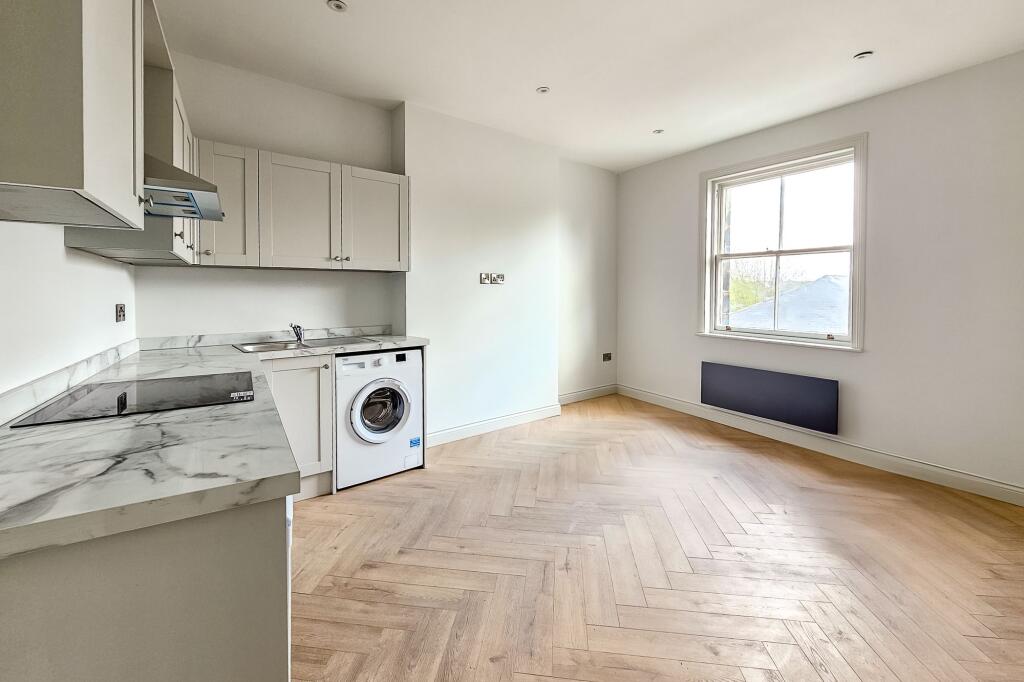 1 bed 1st Floor Flat for rent in Harrogate. From Myrings Estate Agents - Harrogate