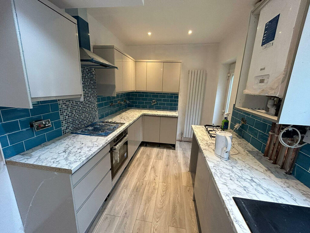 4 bed Semi Detached for rent in Newcastle upon Tyne. From Newcastle Lettings - Newcastle 4 bed Semi Detached for rent in Newcastle upon Tyne. From Newcastle Lettings - Newcastle