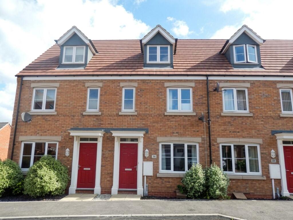 3 bed Mid Terraced House for rent in Bingham. From Newton Fallowell - Bingham
