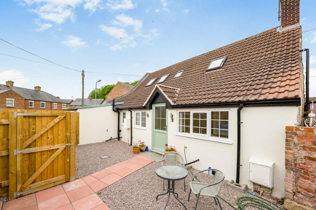 2 bed Semi-detached bungalow for rent in Swineshead. From Newton Fallowell - Boston 2 bed Semi-detached bungalow for rent in Swineshead. From Newton Fallowell - Boston