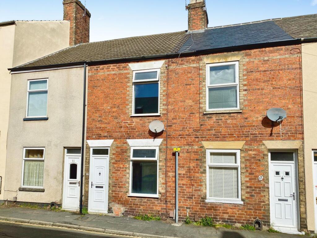 2 bed Mid Terraced House for rent in Grantham. From Newton Fallowell - Grantham
