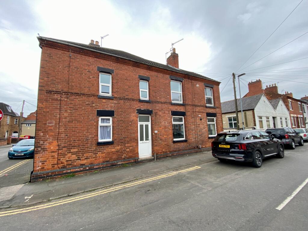 1 bed 1st Floor Flat for rent in Hugglescote. From Newton Fallowell - Coalville