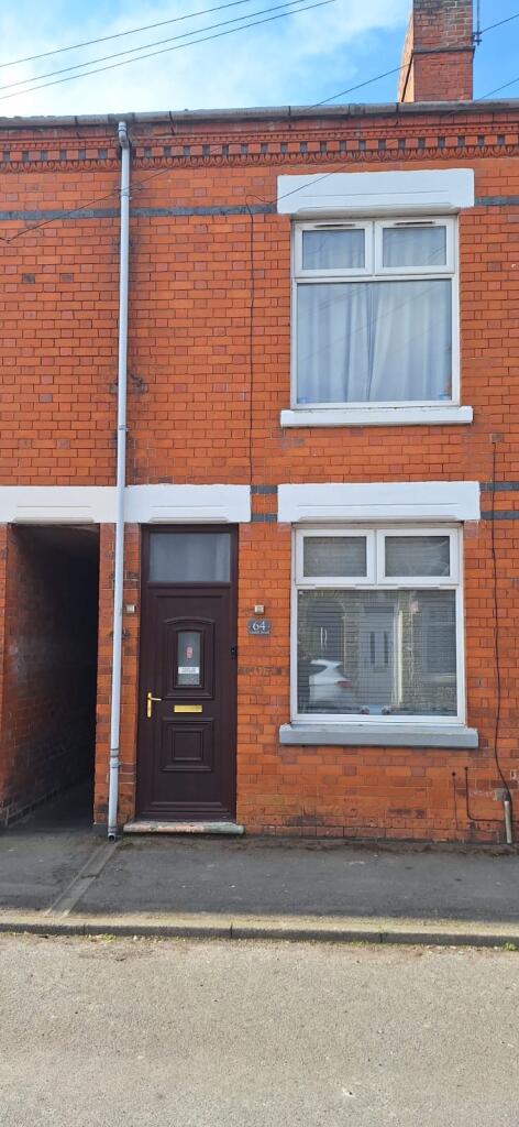2 bed Mid Terraced House for rent in Coalville. From Newton Fallowell - Coalville