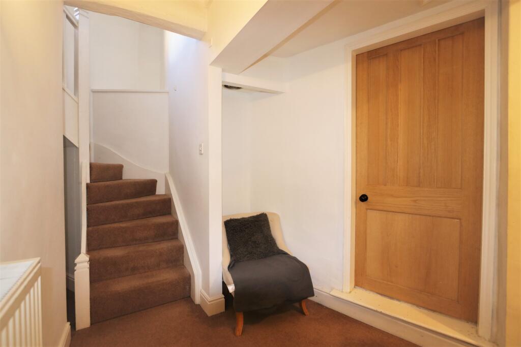 2 bed 1st Floor Flat for rent in King's Newton. From Newton Fallowell - Coalville 2 bed 1st Floor Flat for rent in King's Newton. From Newton Fallowell - Coalville