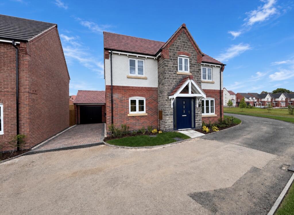4 bed Detached for rent in . From Newton Fallowell - Coalville