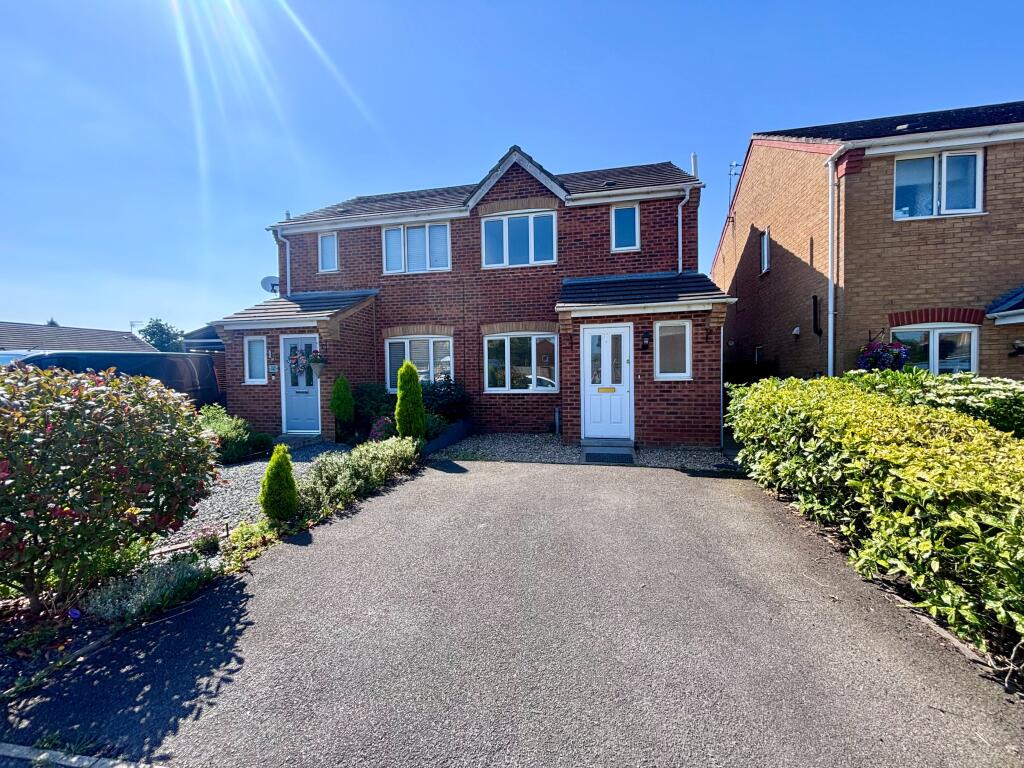 3 bed Semi Detached for rent in Hugglescote. From Newton Fallowell - Coalville