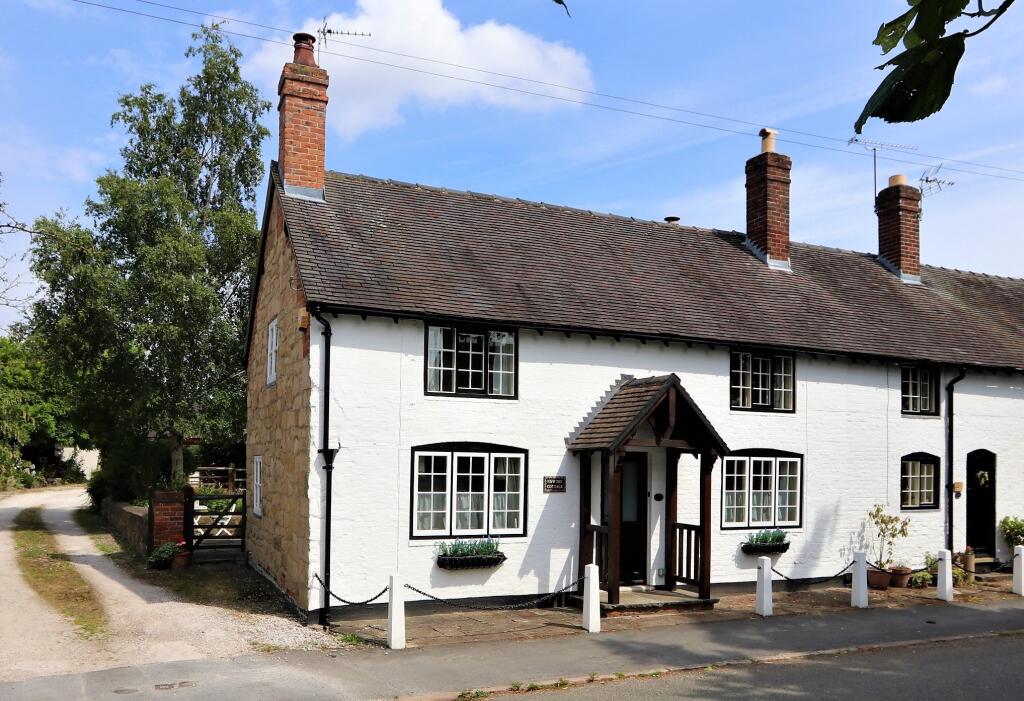 3 bed End of Terrace for rent in King's Newton. From Newton Fallowell - Coalville