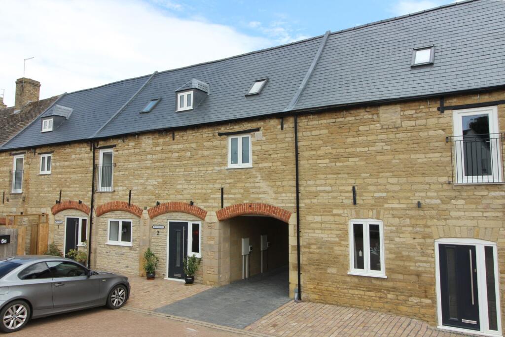3 bed Mid Terraced House for rent in Market Deeping. From Newton Fallowell - Market Deeping