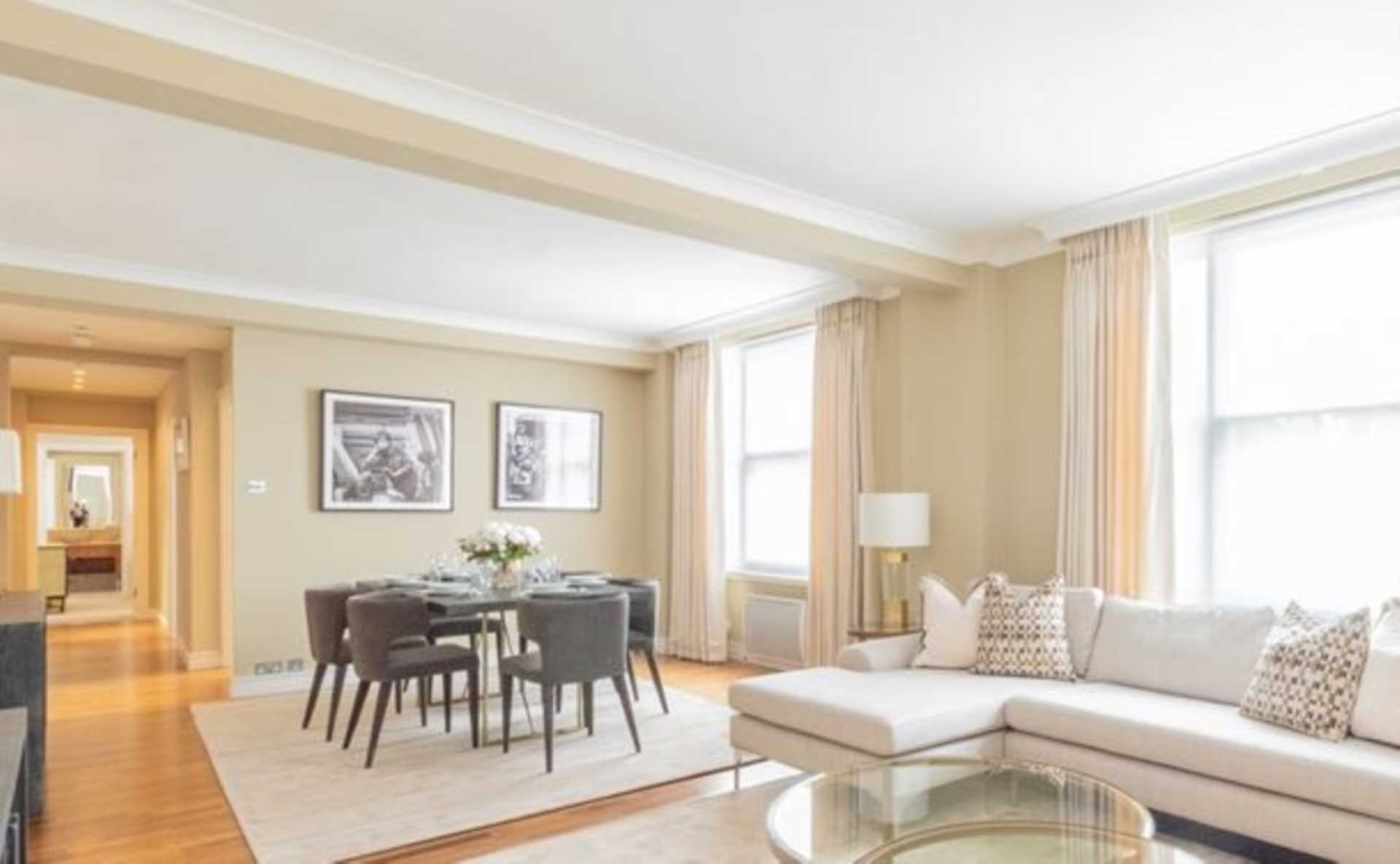 3 bed 1st Floor Flat for rent in London. From Next Property - London
