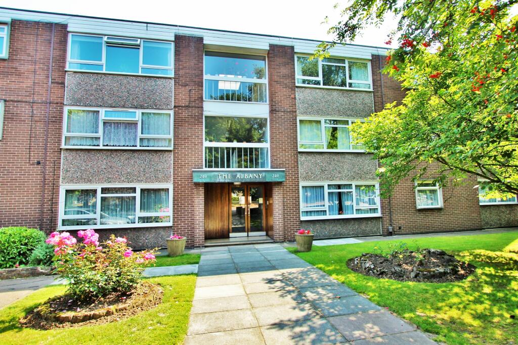 3 bed 1st Floor Flat for rent in Stoughton. From Newton Fallowell - Oadby