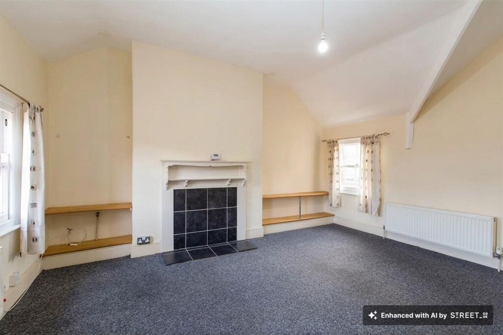 1 bed 1st Floor Flat for rent in Stoughton. From Newton Fallowell - Oadby