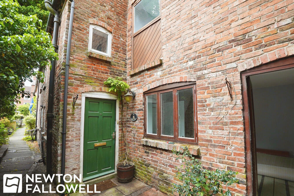 2 bed Mews for rent in Retford. From Newton Fallowell - Retford