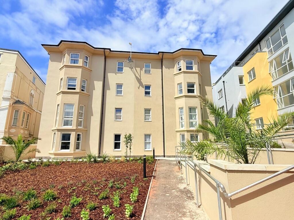 2 bed Apartment for rent in Weston-Super-Mare. From Newton King - Taunton