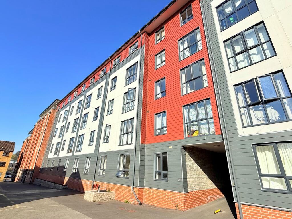 1 bed Apartment for rent in Yeovil. From Newton King - Taunton