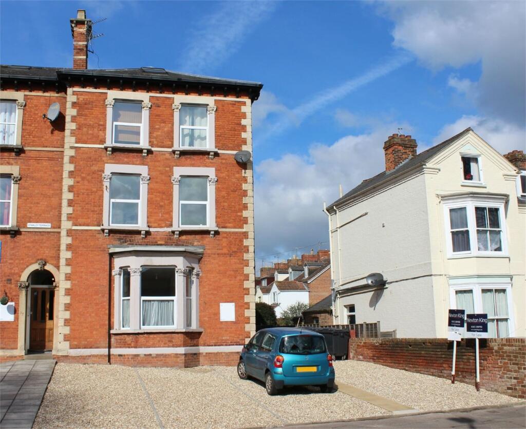 1 bed Apartment for rent in Staplegrove. From Newton King - Taunton