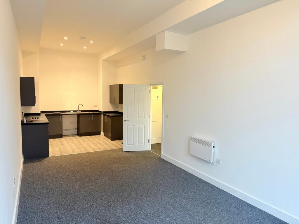 1 bed Apartment for rent in Yeovil. From Newton King - Taunton