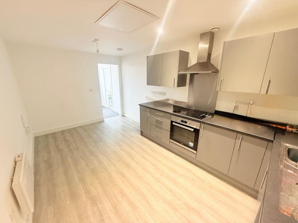 1 bed Apartment for rent in Yeovil. From Newton King - Taunton