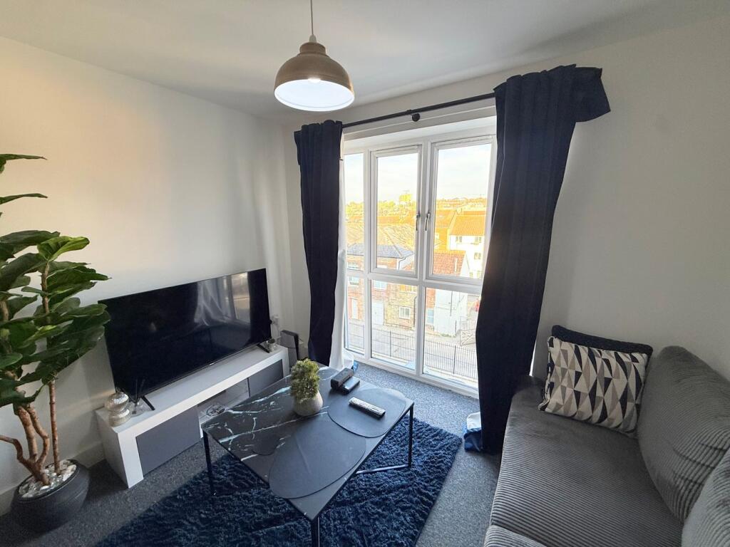 1 bed Apartment for rent in Yeovil. From Newton King - Taunton