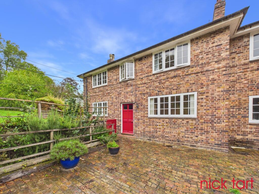 3 bed Semi Detached for rent in Homer. From Nick Tart Estate Agents - Ironbridge - Telford
