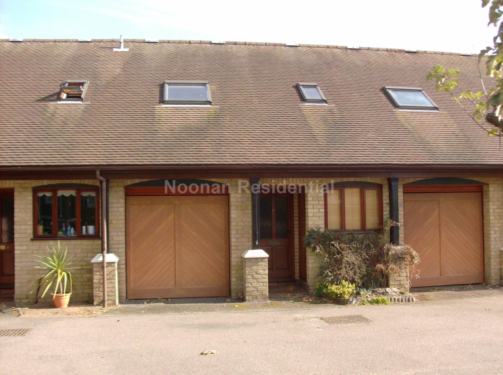 2 bed Mid Terraced House for rent in St Neots. From Noonan Crane Property Management