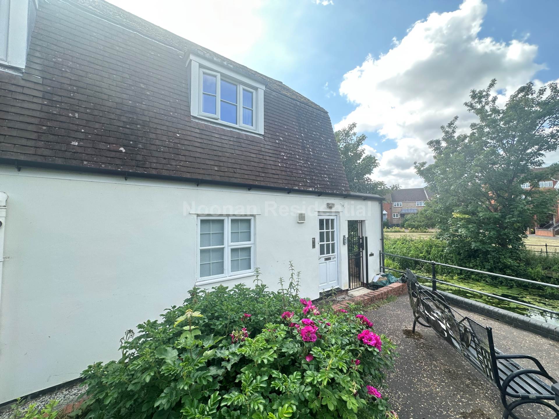 1 bed 1st Floor Flat for rent in St Neots. From Noonan Crane Property Management 1 bed 1st Floor Flat for rent in St Neots. From Noonan Crane Property Management